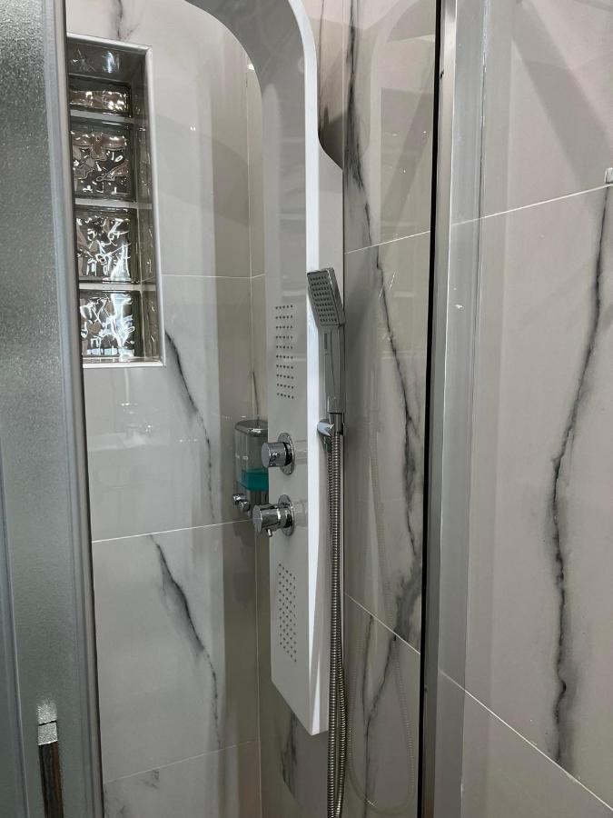 Atlantis Apartments Artemida  Ngoại thất bức ảnh