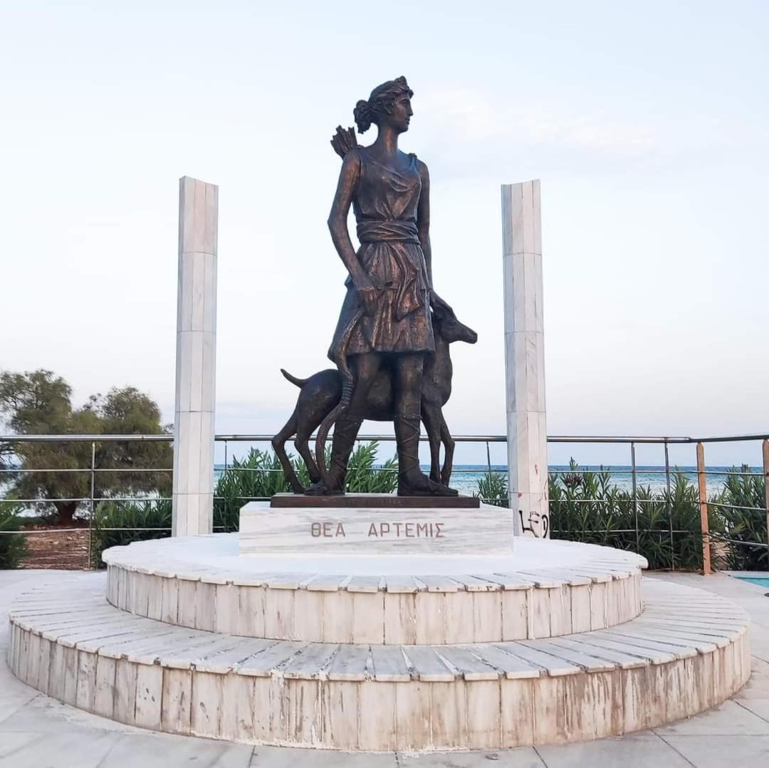 Atlantis Apartments Artemida  Ngoại thất bức ảnh